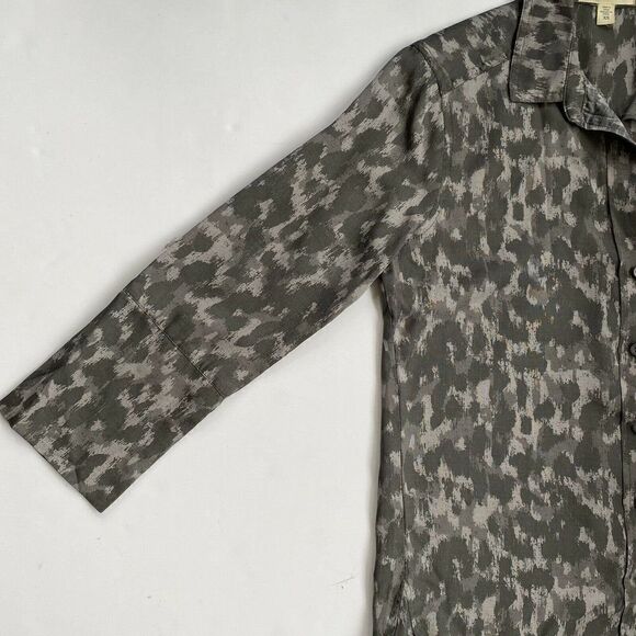 Cloth & Stone Panthera Button Down Top Animal Print Gray Size XS - Picture 4 of 8